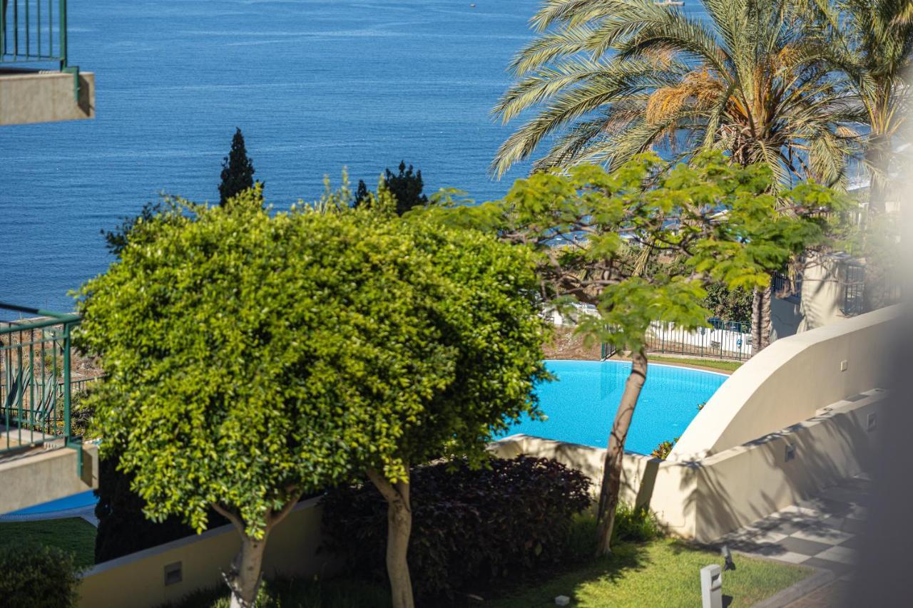 Atlantic Ocean View Apartment Funchal  Exterior photo